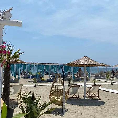 Del Rey Ξενοδοχείο *