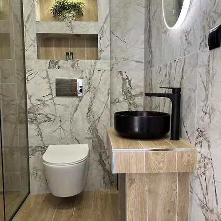 Del Rey Ξενοδοχείο *